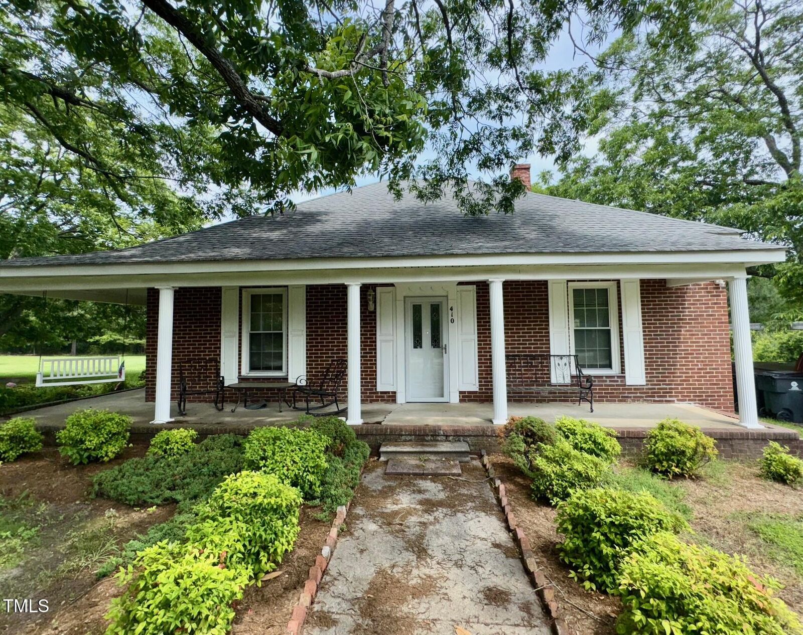 Property Photo: 410 High Street NC 27563
