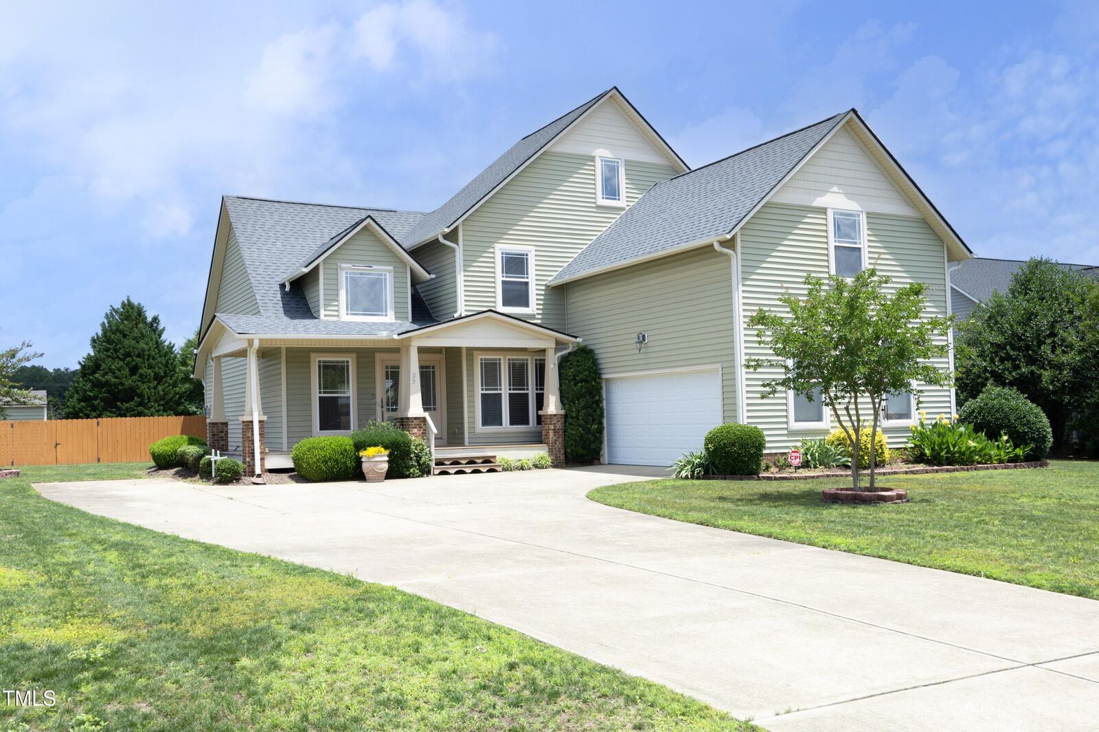 Property Photo: 25 Ruth Circle NC 27526