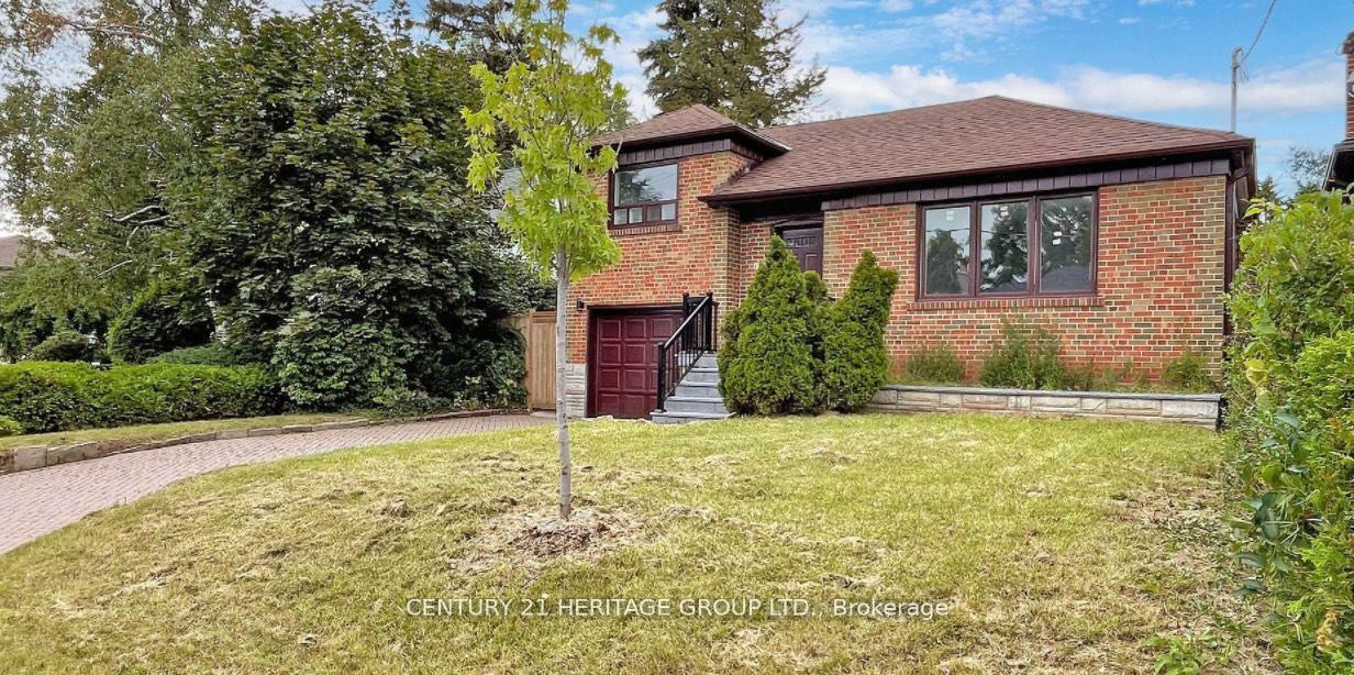 Photo de la propriété: 120 Harlandale Avenue ON M2N 7P3