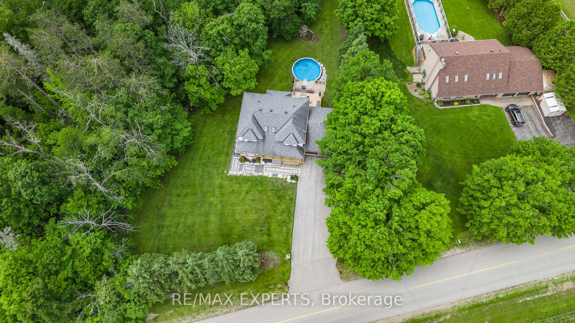 Property Photo: 602 Scarlett Line ON L4R 4K3