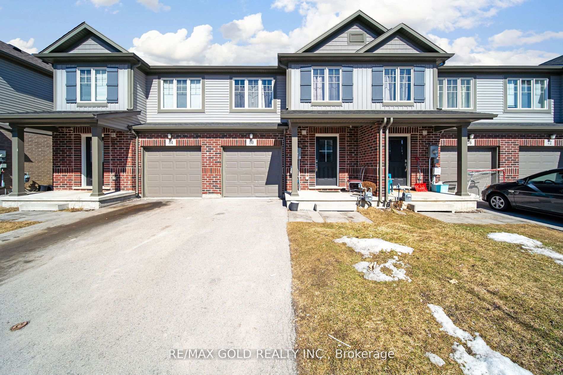 Property Photo: 80 Monarch Street ON L3C 0E6