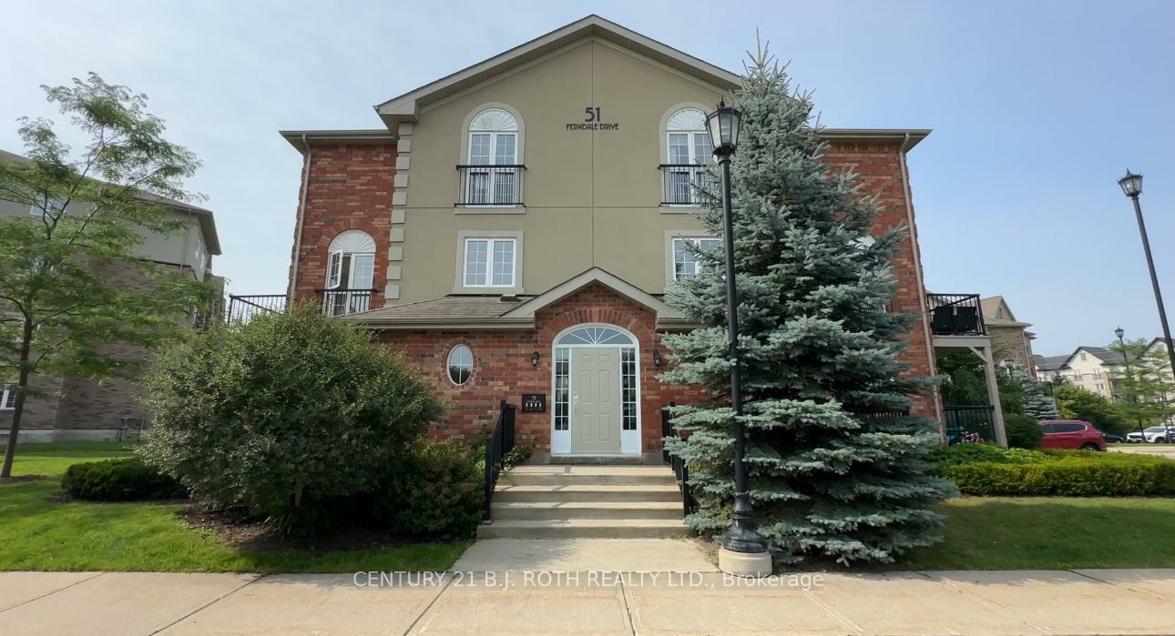 Property Photo: 51 Ferndale Drive 7 ON L4N 5W9