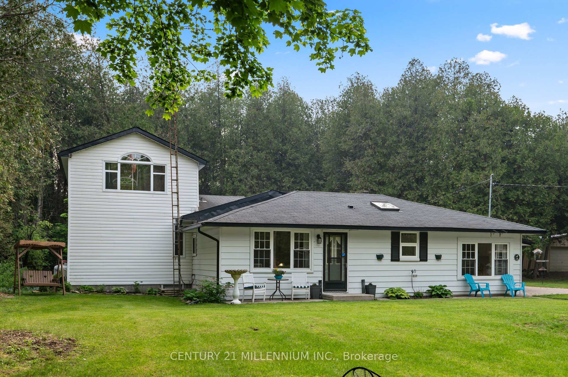 Property Photo: 36 Ash Street ON N0B 1P0