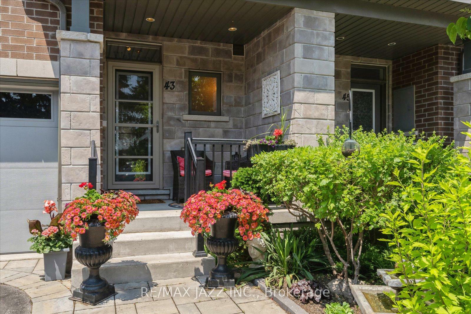 Property Photo: 43 Longshore Way ON L1N 0M1