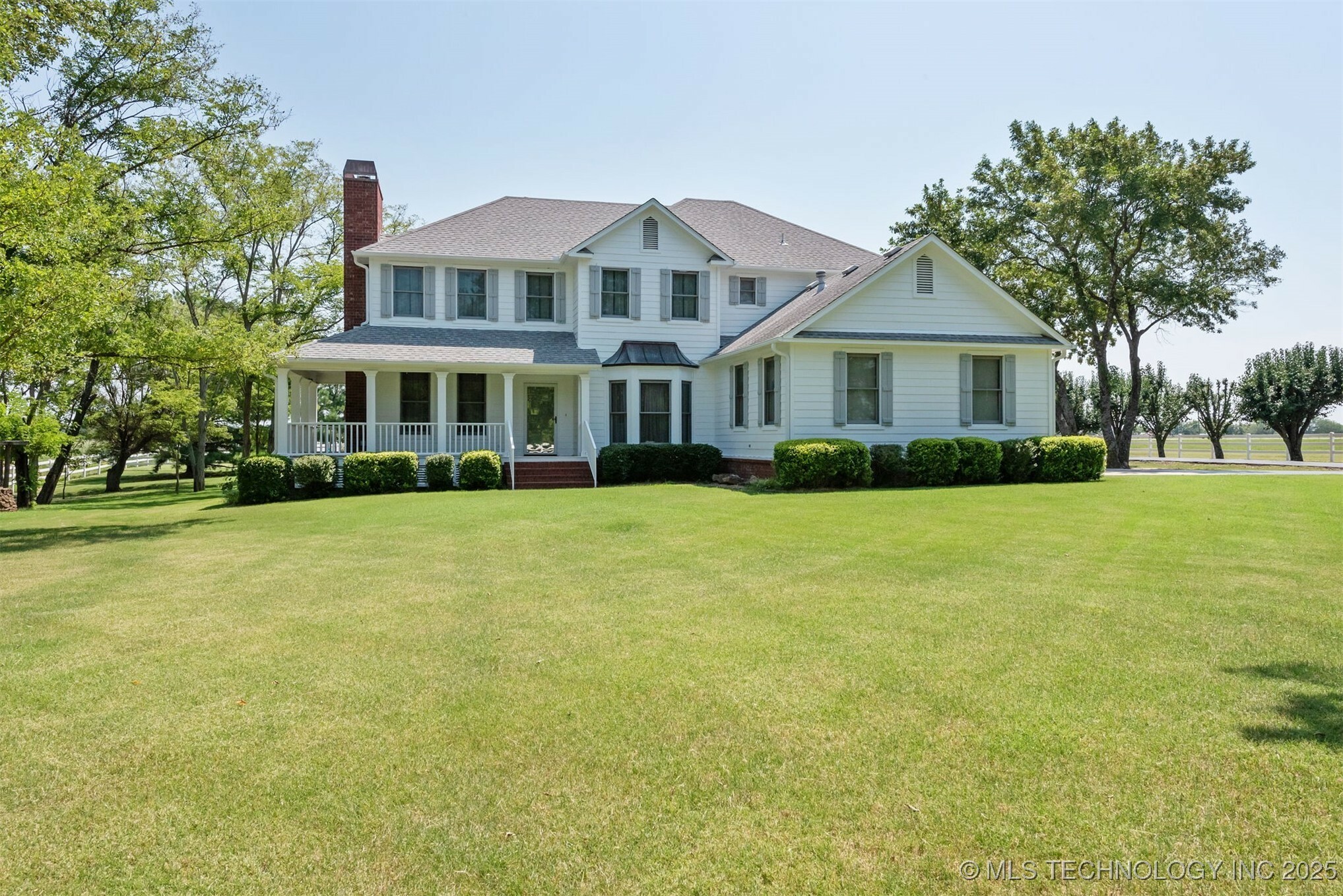 Property Photo: 72878 S 230 Road OK 74467