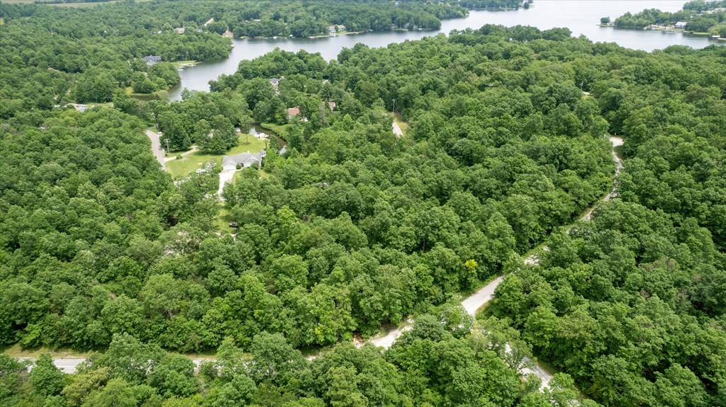 Property Photo: 2313 White Horse Dr TN 38572