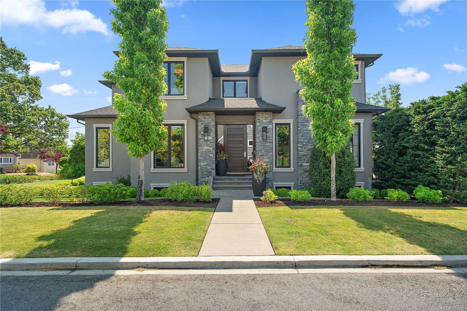 Property Photo: 2685 Burdick Ave BC V8R 3L8