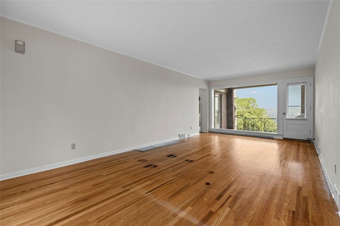 Property Photo: 2727 Mt Royal Road PA 15217