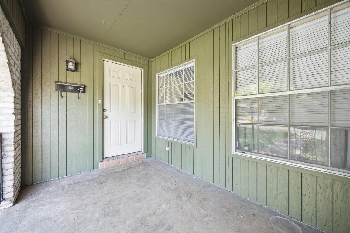 Property Photo: 8514 Dryfield Drive A TX 78758