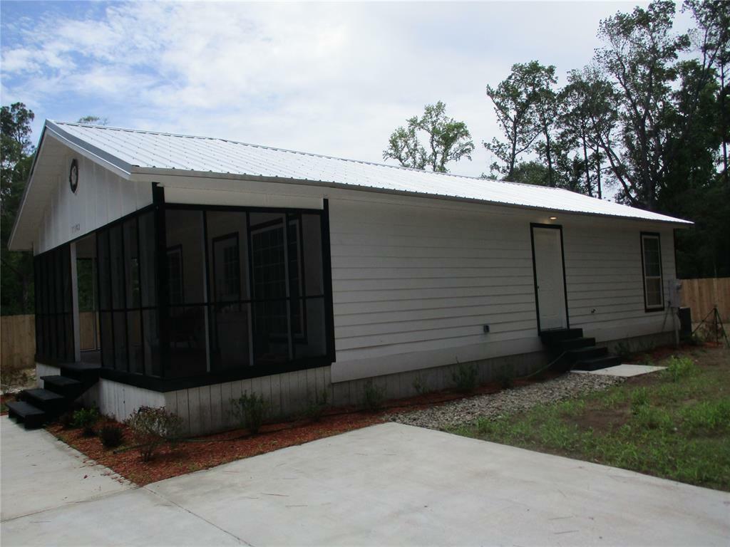 Property Photo: 37382 Fifth Street FL 32046