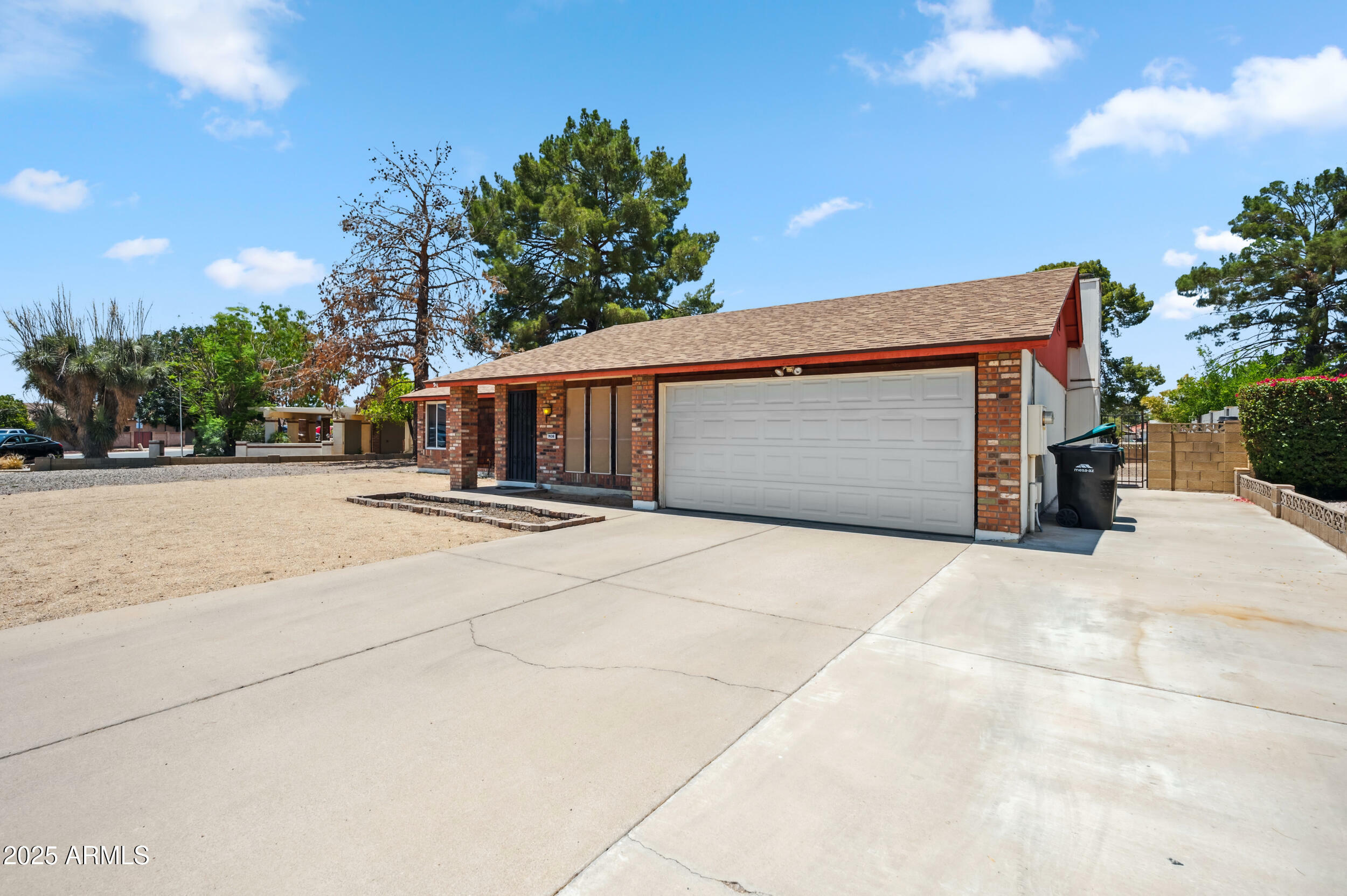 Property Photo:  7430 E Ed Rice Avenue  AZ 85208 