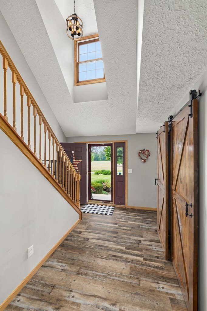 Property Photo: 250 W. Chesrown Rd. OH 44903