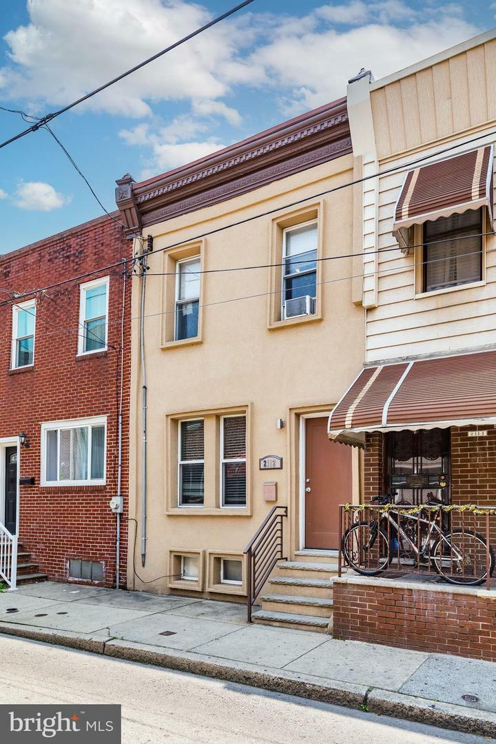 Property Photo: 2112 Watkins Street PA 19145