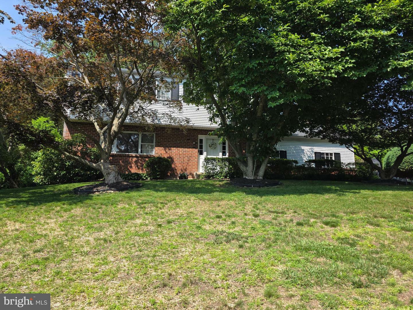 Property Photo:  5 Mary Anne Drive  PA 19015 