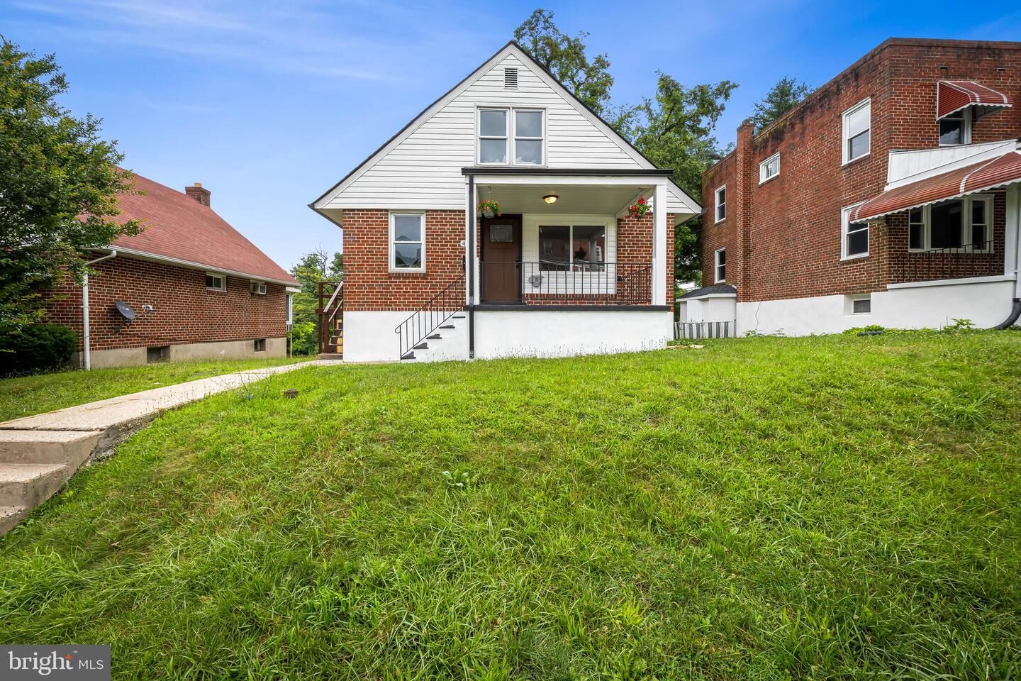 Property Photo:  4577 Derby Manor Drive  MD 21215