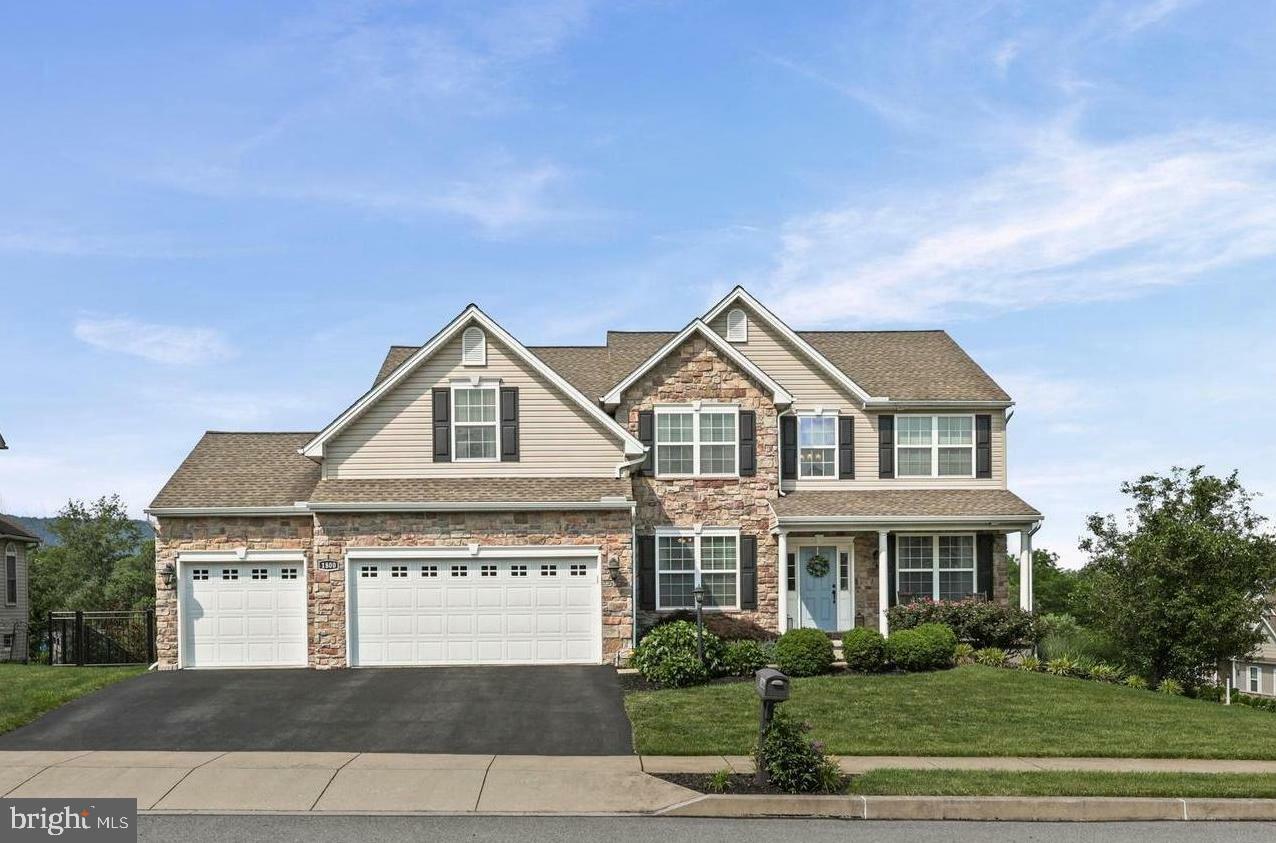 1800 Stable Lane  Mechanicsburg PA 17050 photo