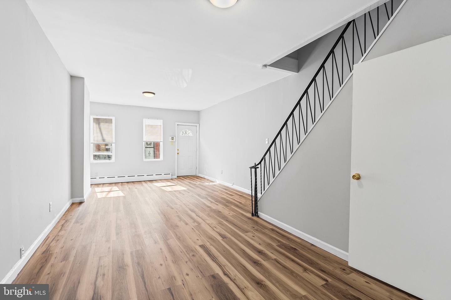 Property Photo: 2236 S Fairhill Street PA 19148