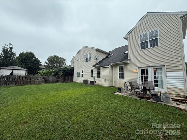 Property Photo: 11042 Woods Corner Court NC 28277
