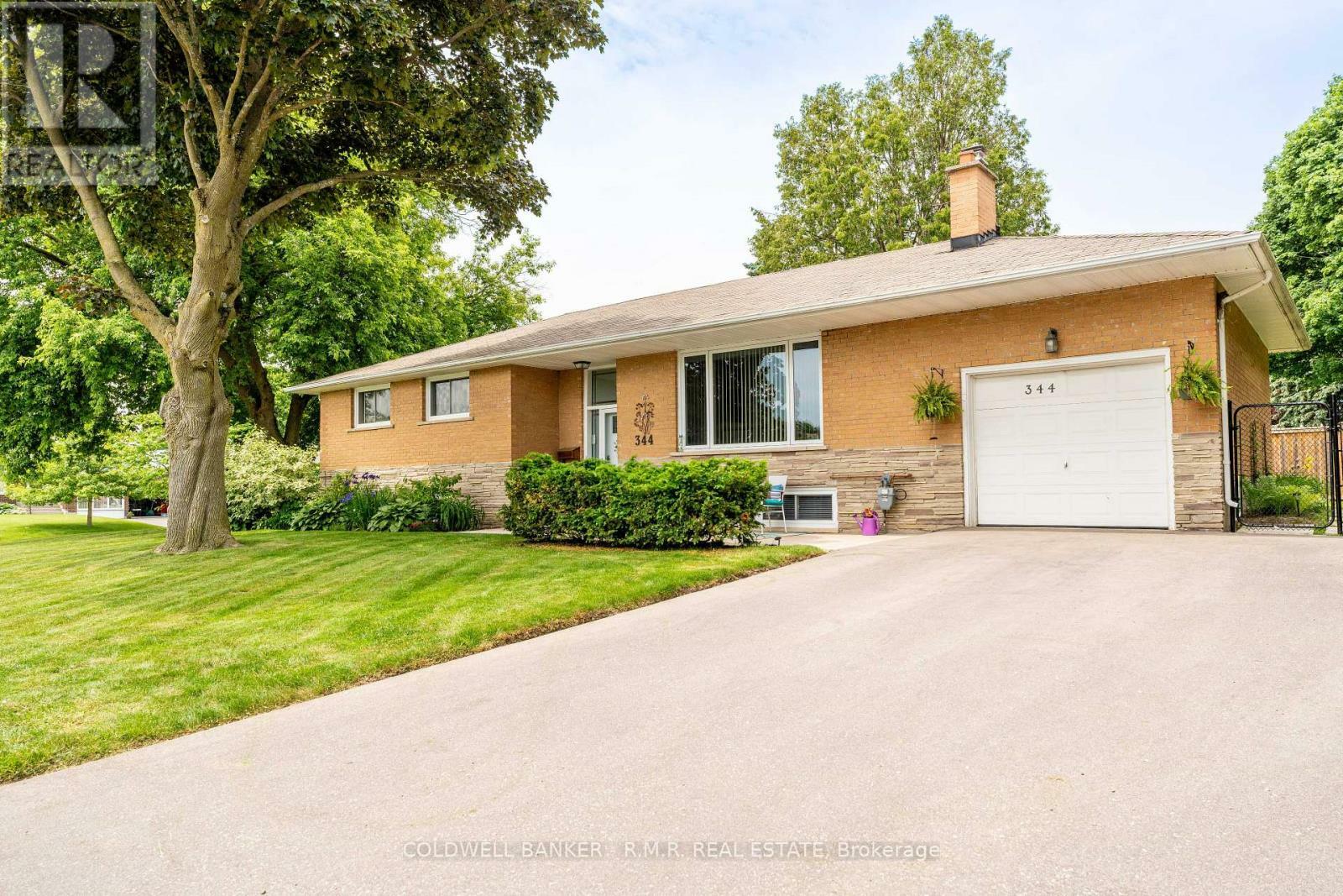 Property Photo: 344 Woodlea Avenue Lower ON L1J 3J6