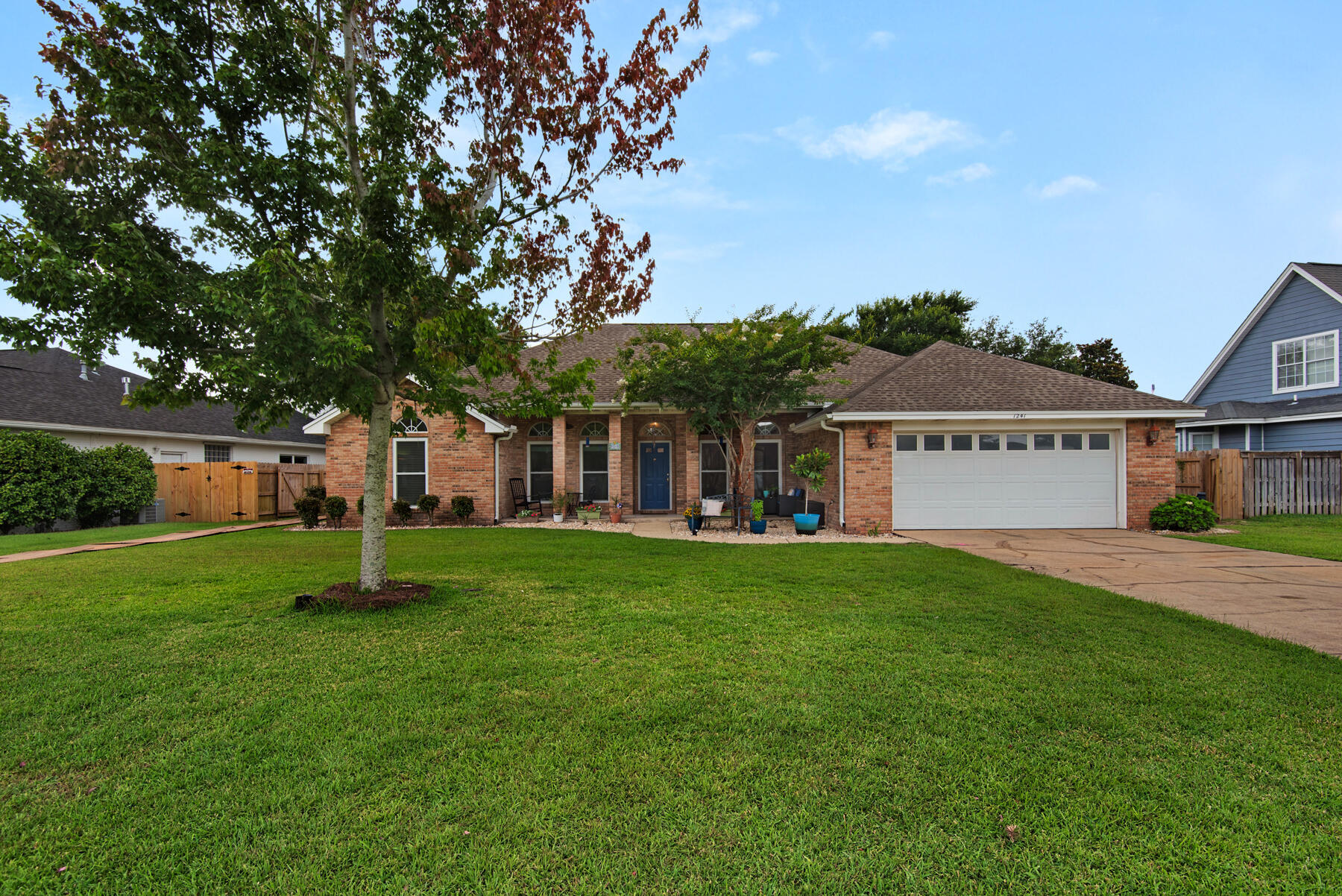 Property Photo: 1241 Shipley Drive FL 32578