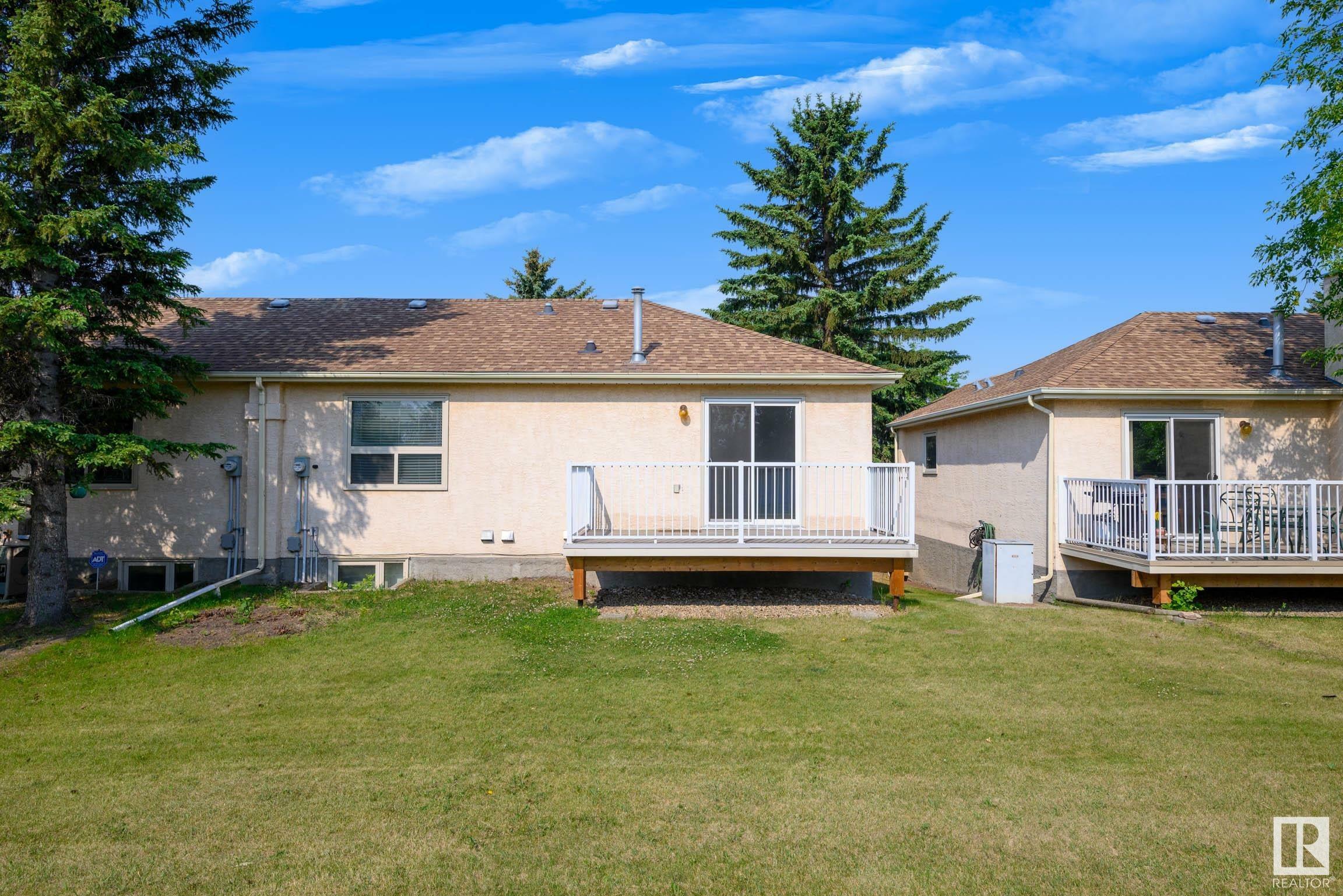 Photo de la propriété: 1817 Mill Woods Road NW AB T6L 6K2
