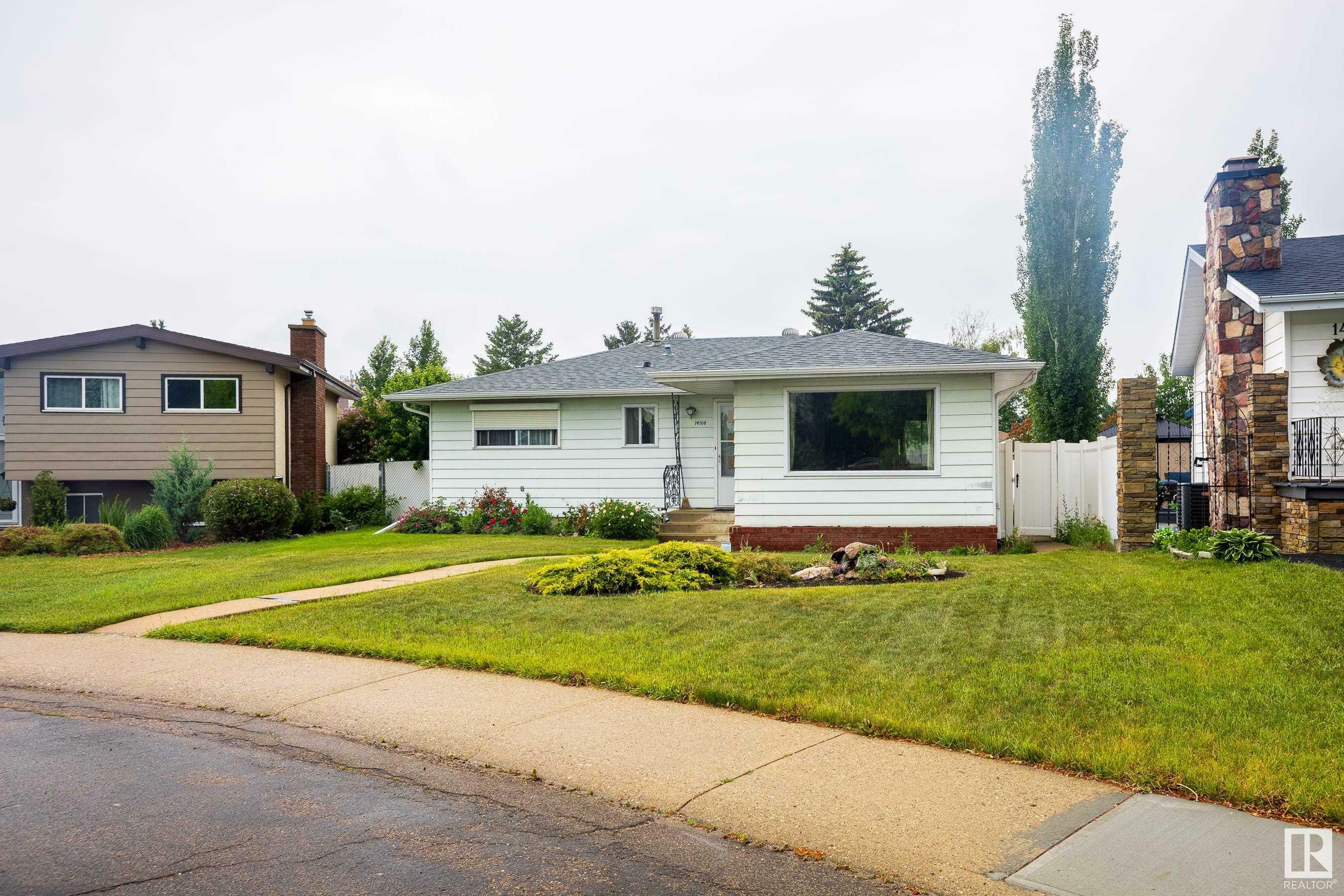 Property Photo: 14108 73 Street NW AB T5C 0V5