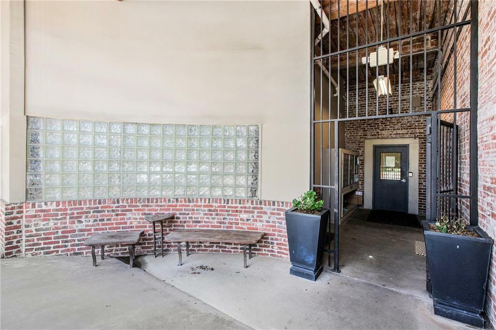 Property Photo: 320 Martin Luther King Jr Drive SE 9 GA 30312