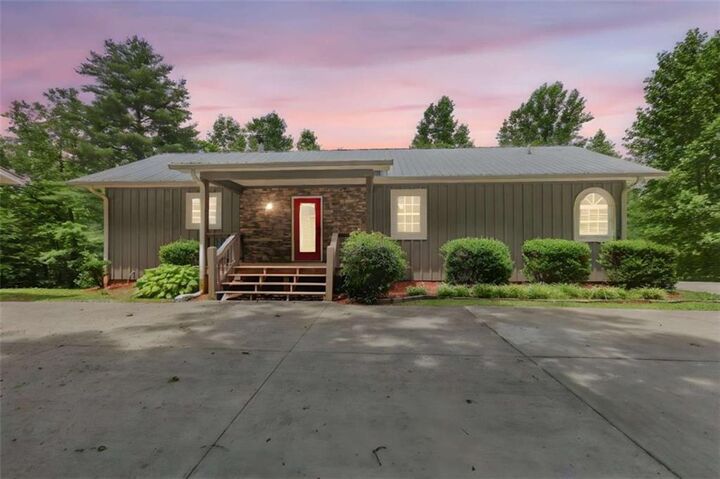 Property Photo: 6704 Morgan Drive GA 30582