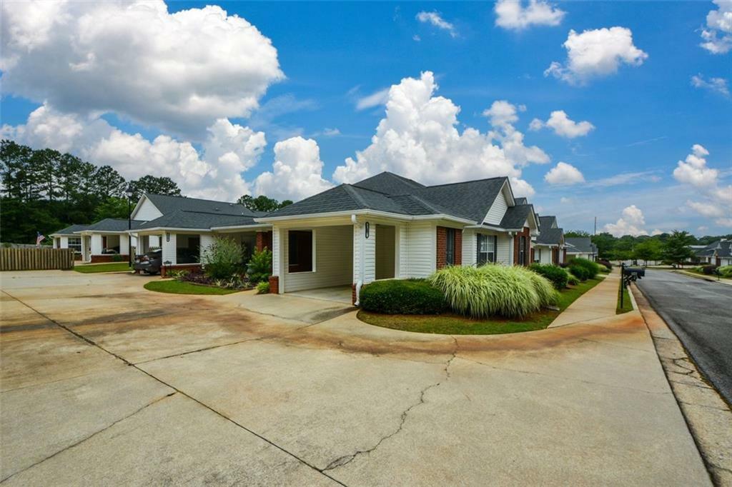 Property Photo: 150 Old Mill Road 115 GA 30120