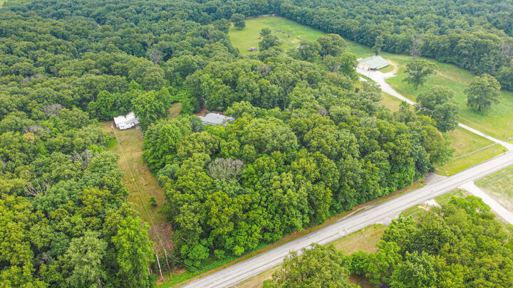 Property Photo: 455 W 900 IN 46392