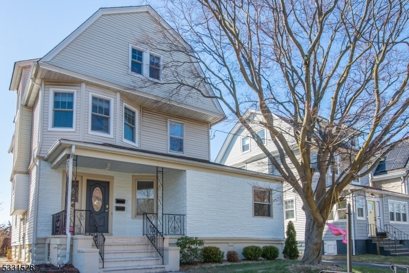 Property Photo: 10 Grove Ter 2B NJ 07042