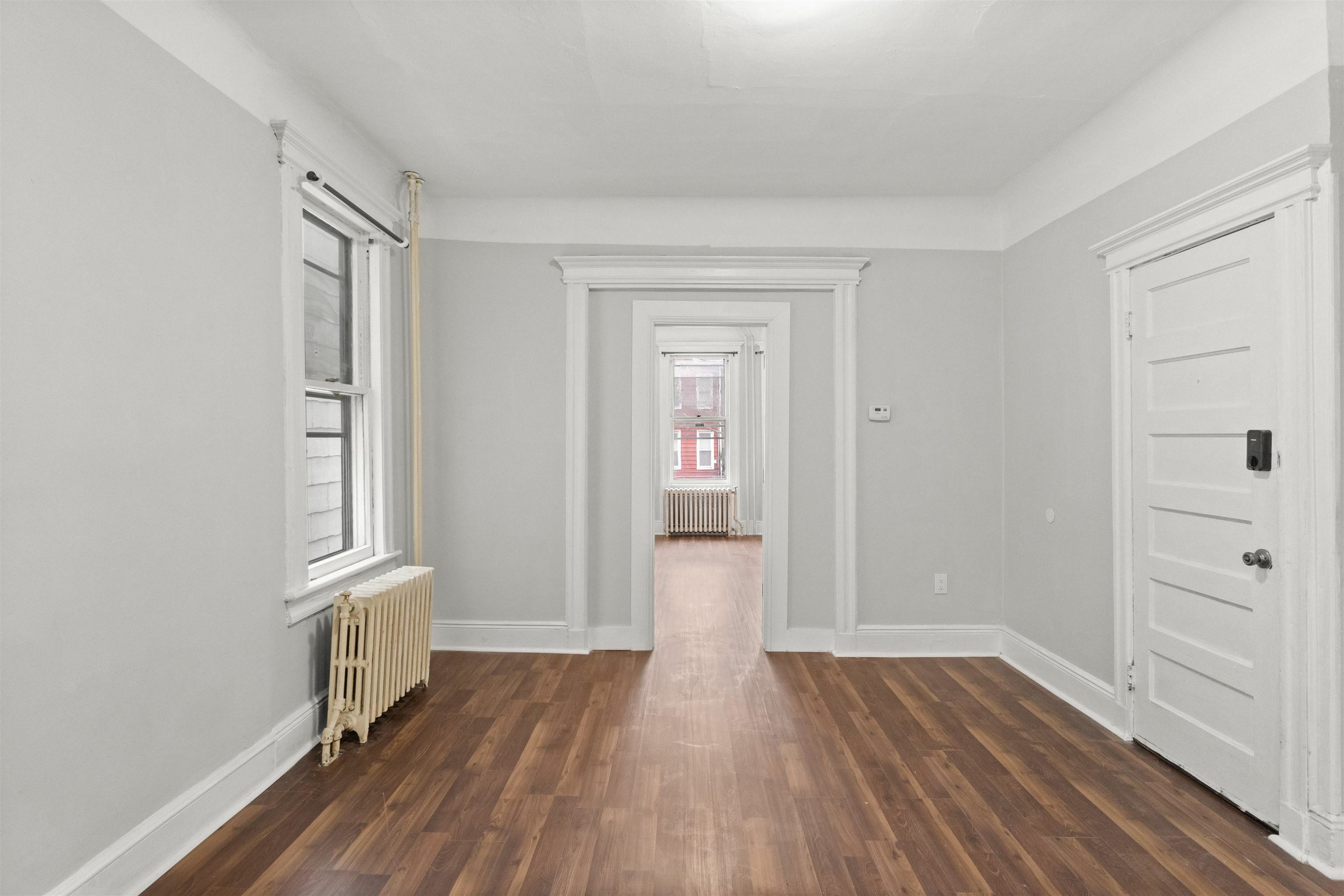 Property Photo:  78 Court House Pl 1  NJ 07306 