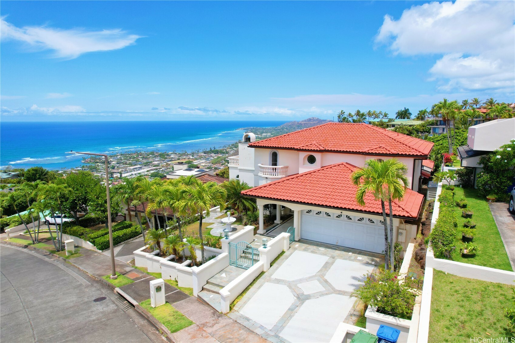 671 Kahiau Loop  Honolulu HI 96821 photo