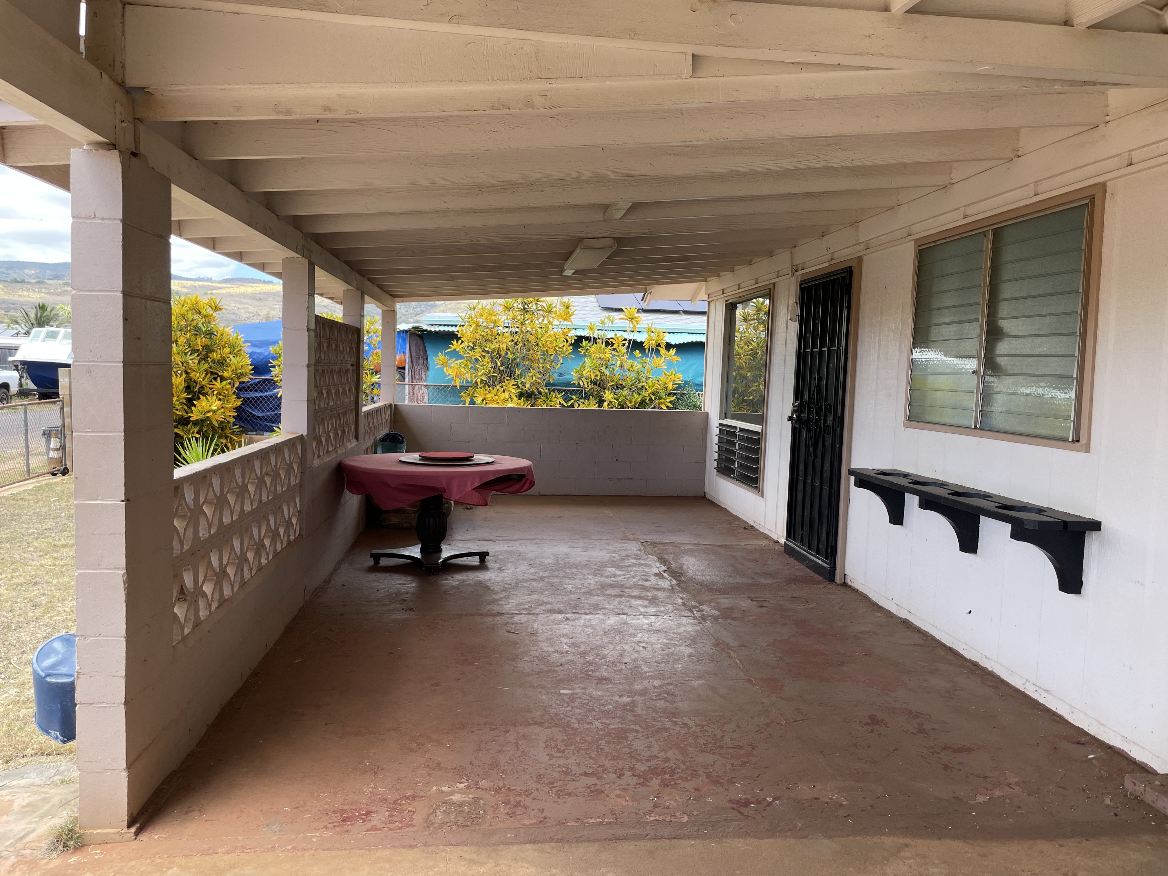 Property Photo: 4548 Kawailoa St HI 96752