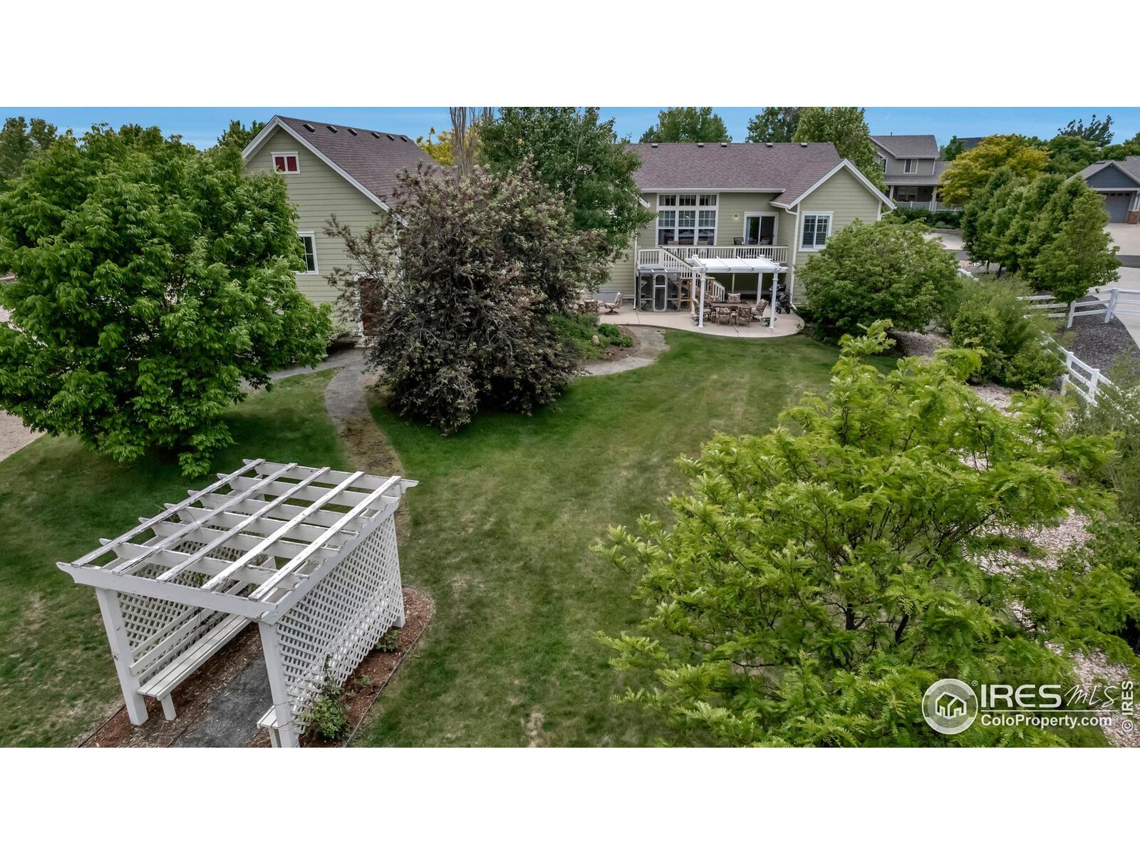 Property Photo: 3545 Cottonwood Cir CO 80504