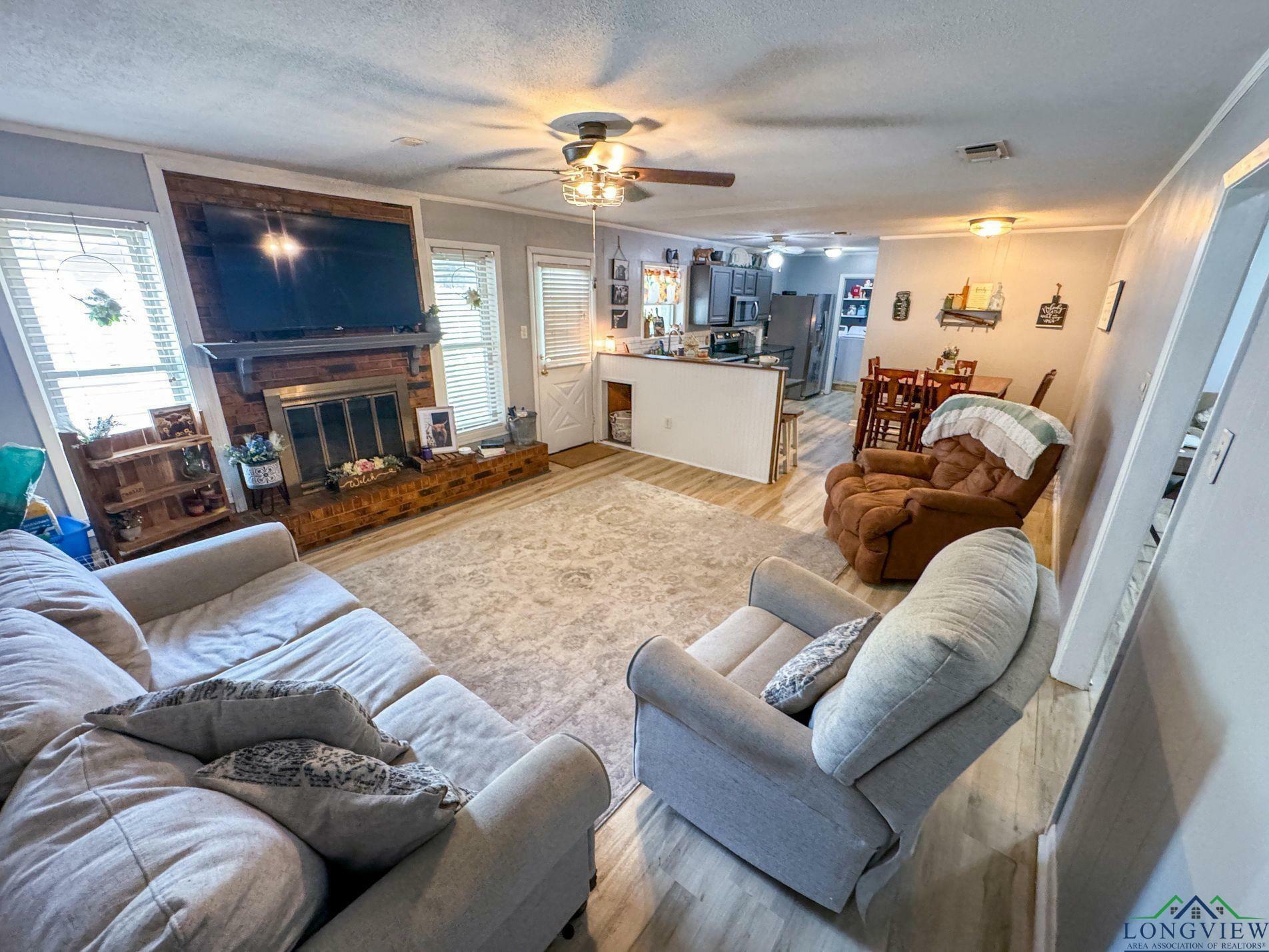 Property Photo:  902 Warren Drive  TX 75672 