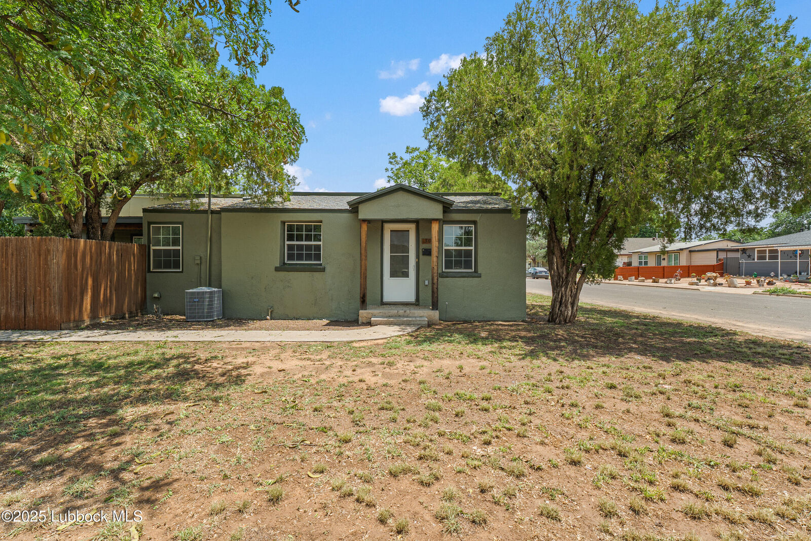 Property Photo:  3607 Gary Avenue  TX 79413 