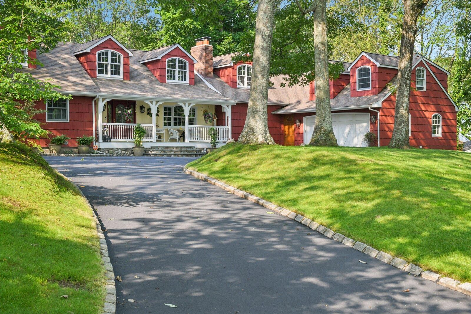Property Photo:  48 Bunkerhill Drive  NY 11743 