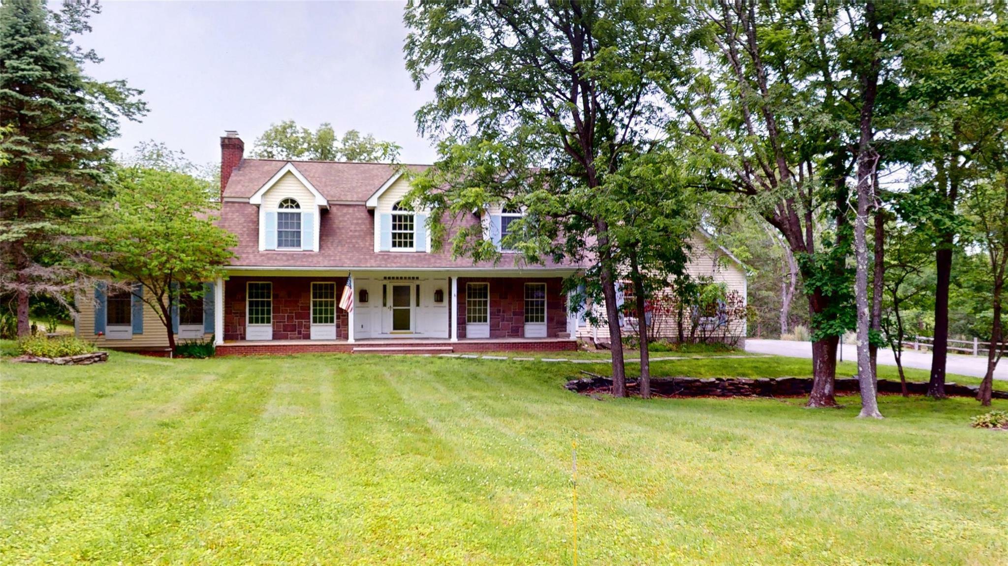 11 Hidden Meadow Road  Warwick NY 10990 photo