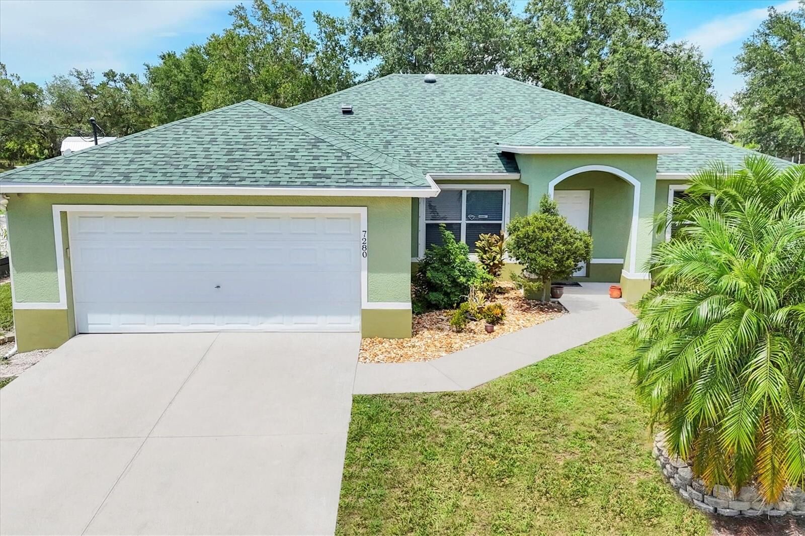 Property Photo: 7280 Muncey Road FL 34291