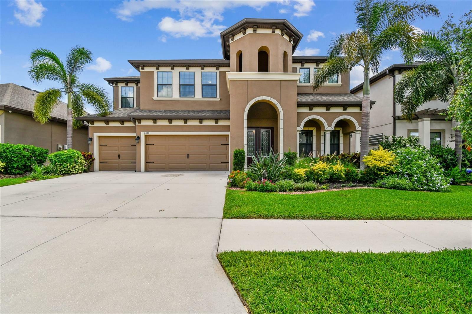 Property Photo: 11407 Drifting Leaf Drive FL 33579