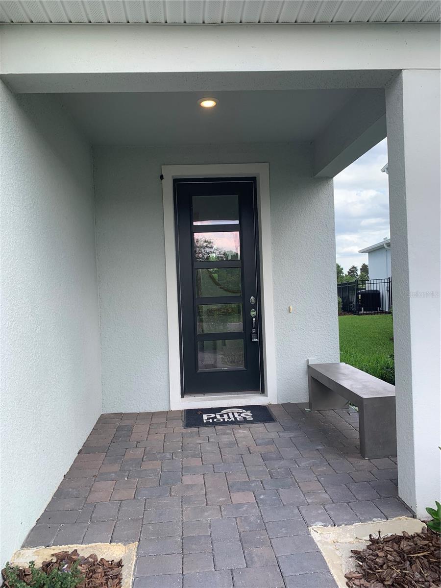Property Photo: 10299 Park Estates Avenue FL 32836
