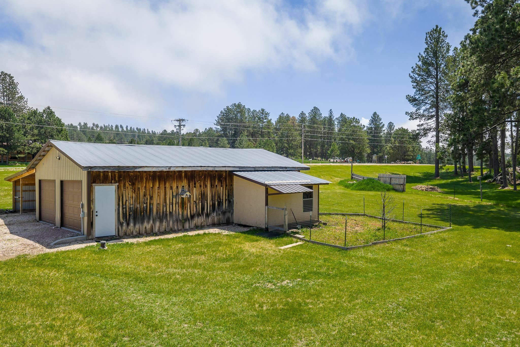 Property Photo: 25451 Sidney Park Road SD 57730