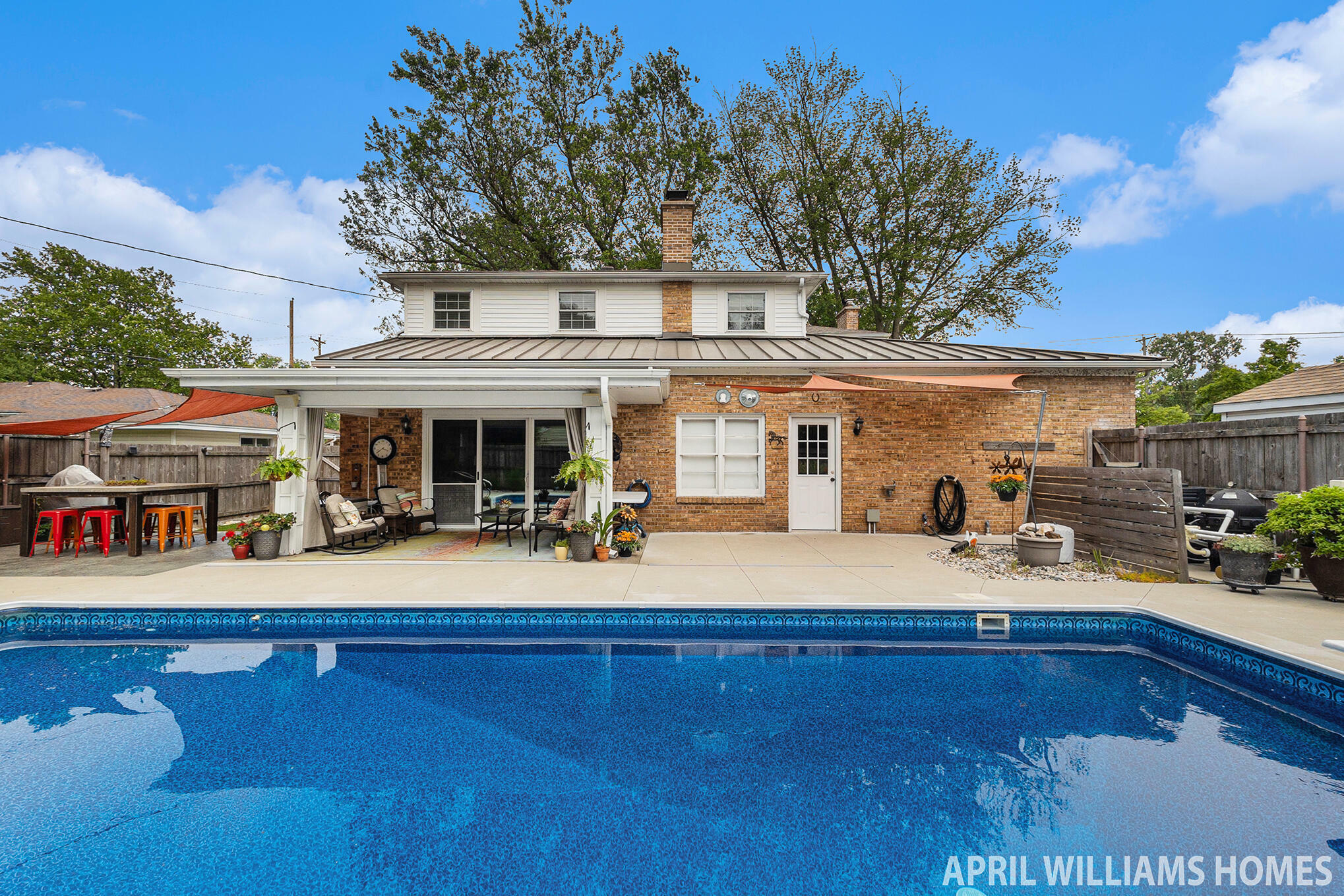 Property Photo: 740 Van Raalte Avenue MI 49423