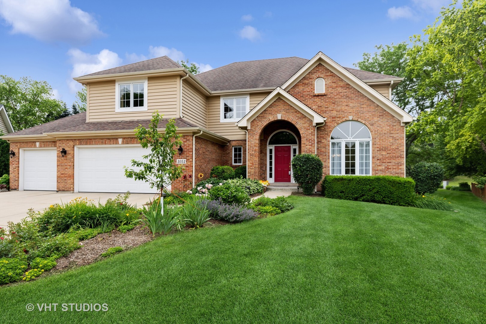 Property Photo: 1051 Chadwick Court IL 60502