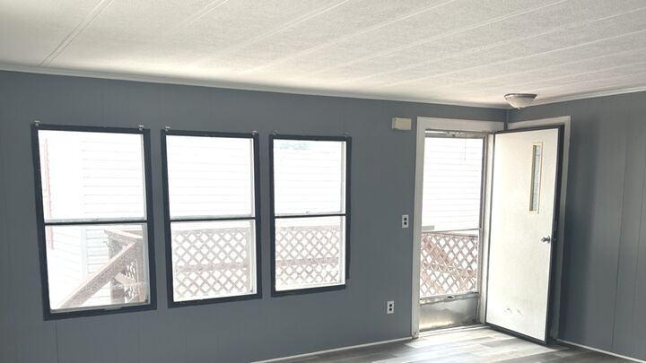 Property Photo: 4001 E 134th Street 18 IL 60633