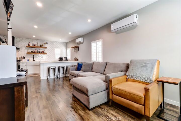 Property Photo: 2108 Lemon Avenue CA 90806