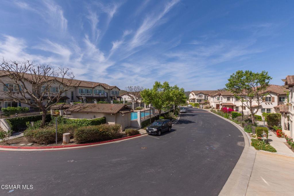 4725 Via Altamira  Newbury Park CA 91320 photo