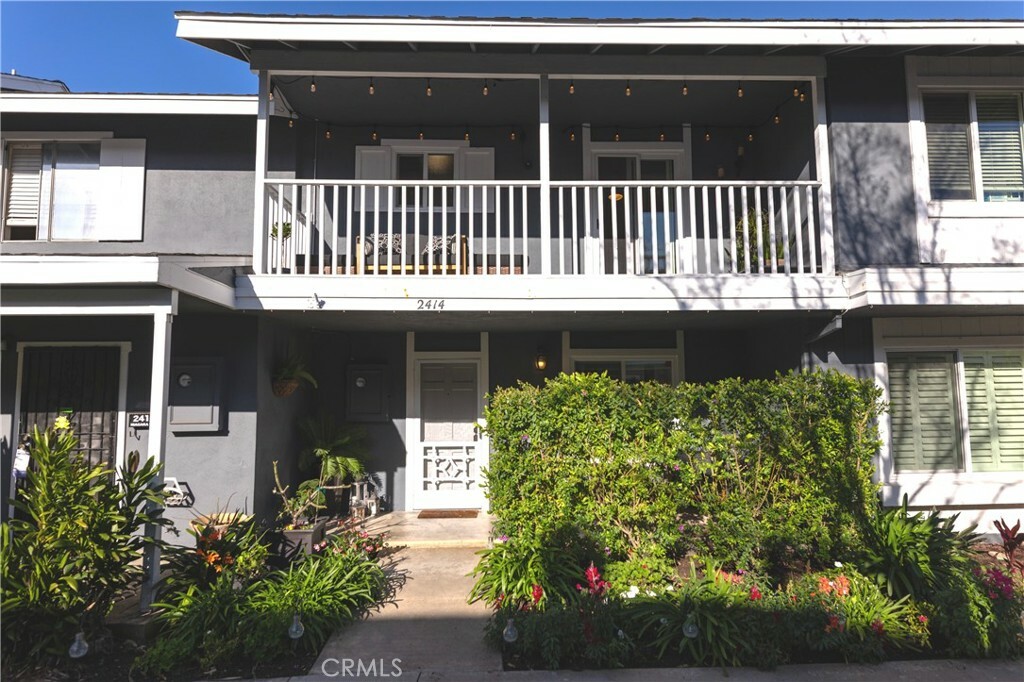 Property Photo: 2414 Niagara Way CA 92626