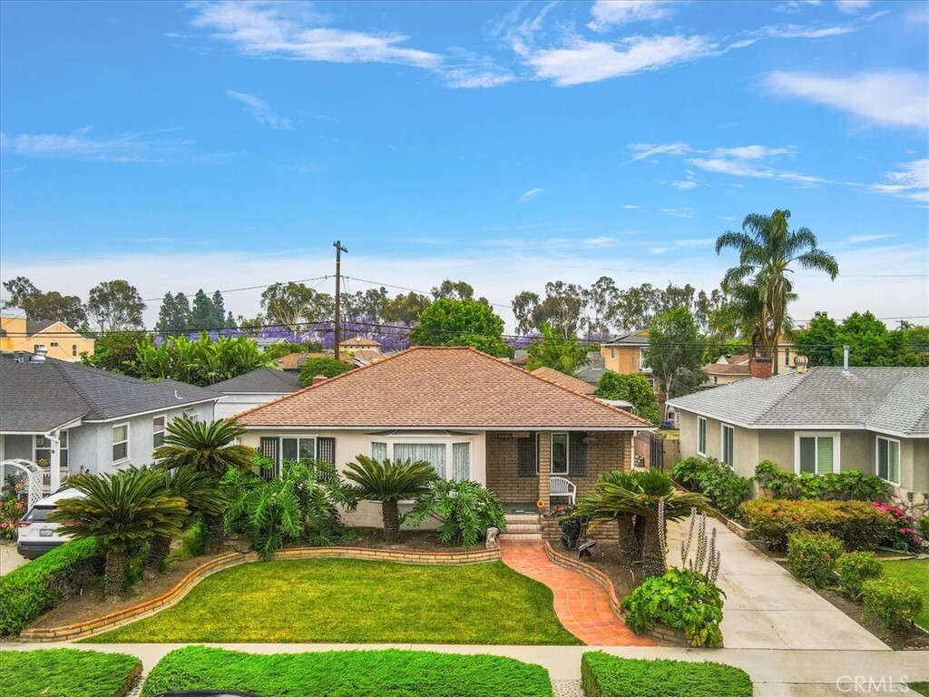 Property Photo: 6014 Eckleson Street CA 90713